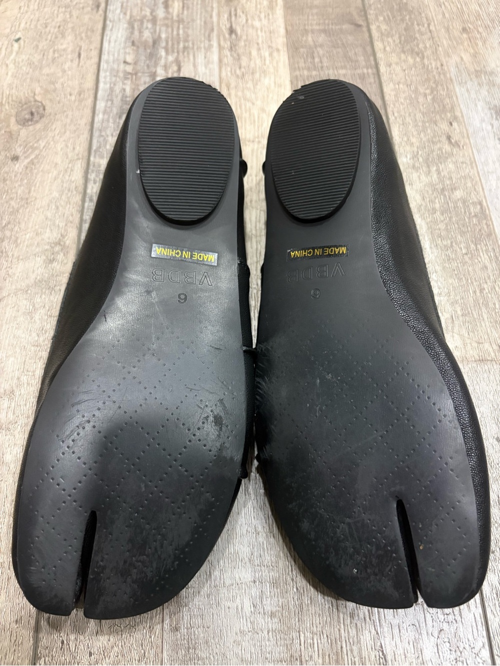 Amazon VBDB split toe ballet flats - Picture 2 of 2